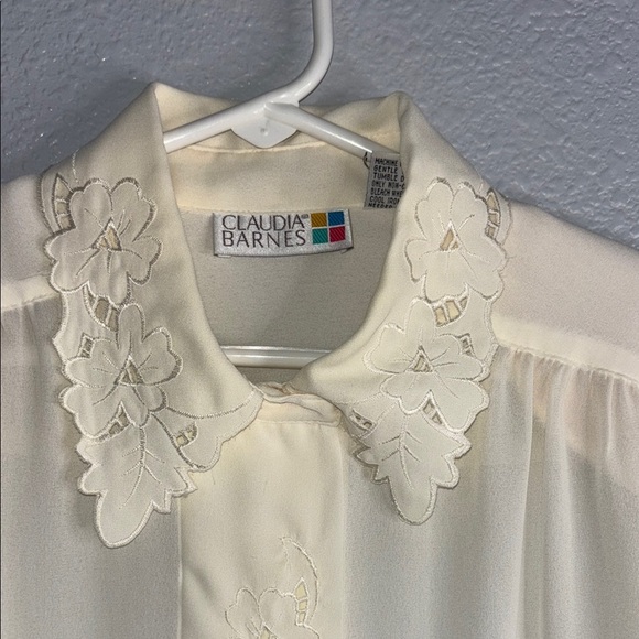 Vintage Claudia Barnes Blouse | Lace Collar & Shoulder Pads | Made in Korea - Picture 4 of 8